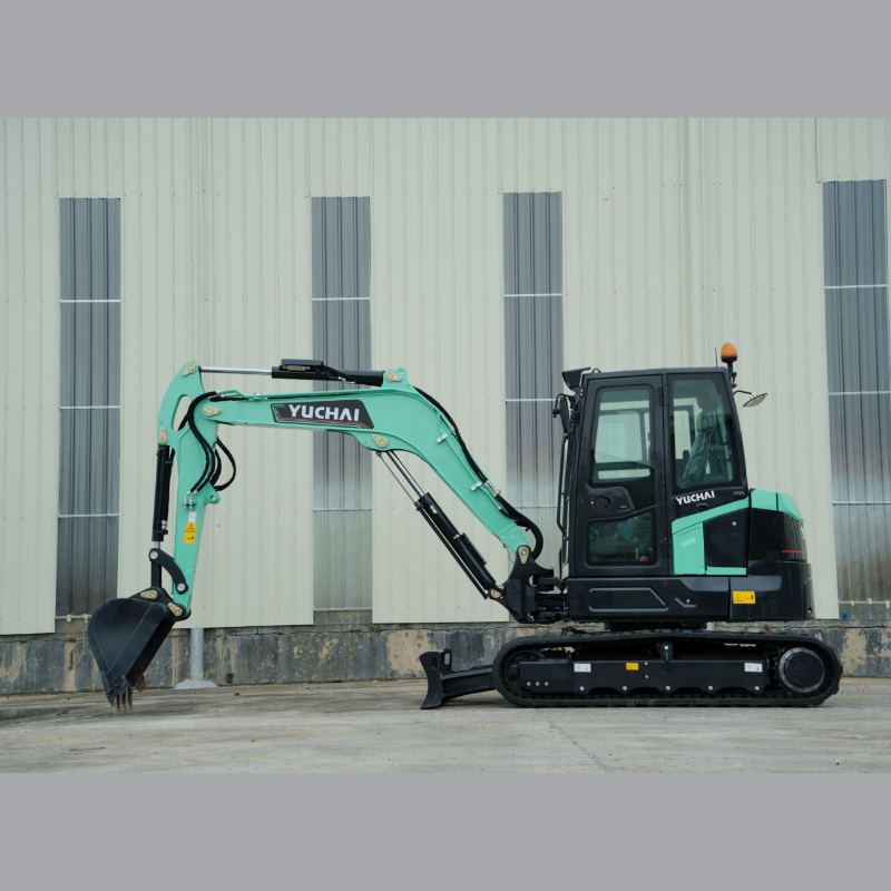 Mini-excavatrice sur chenilles - Agriculture Farming Services avis et prix