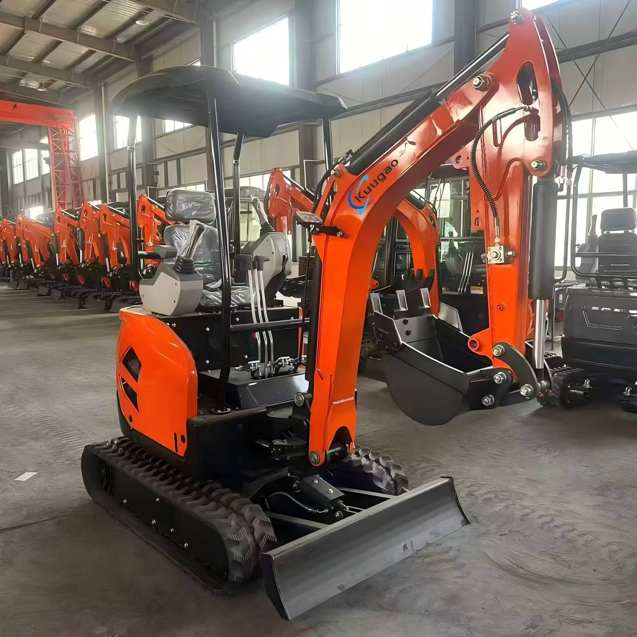 Mini-excavatrice compacte sur  - Agriculture Farming Services avis et prix